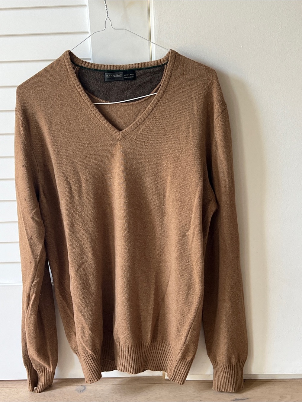 Zara Men's V-Neck Camel Brown Sweater